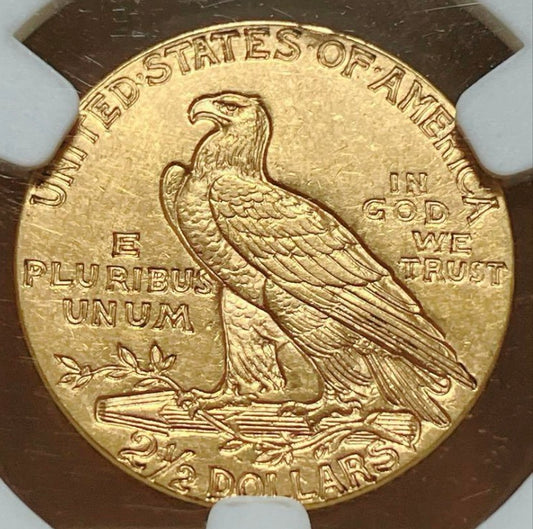1929年発行のアメリカ$2.5金貨裏面、鷲のデザインと銘文「E PLURIBUS UNUM」を表示